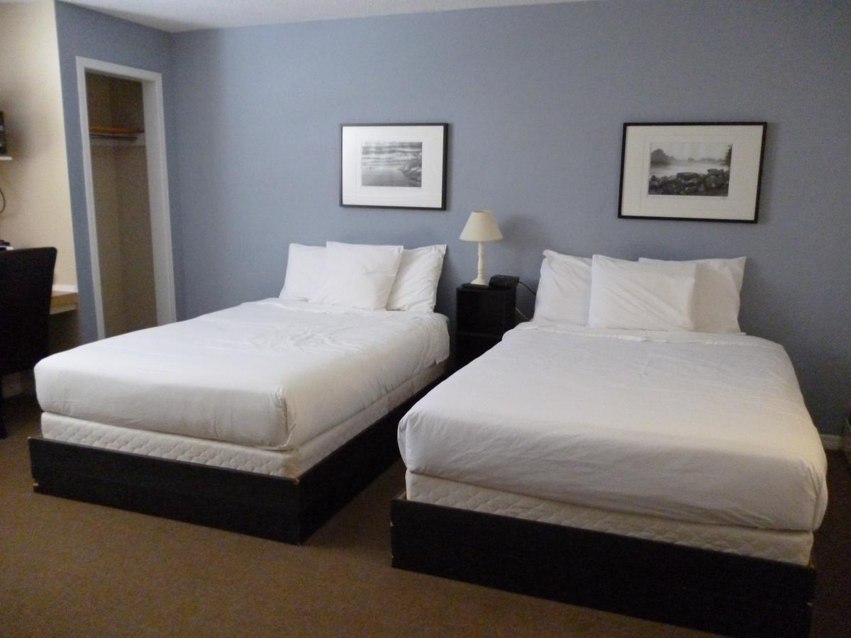 Wheel Inn Motel New Liskeard Habitación foto