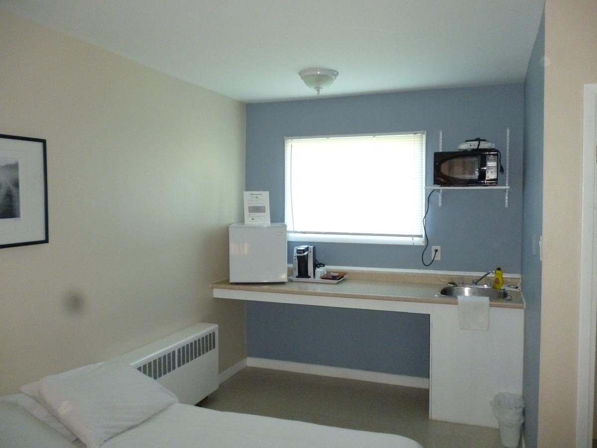 Wheel Inn Motel New Liskeard Habitación foto